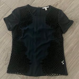 Chelsea and Walker XS navy and black lace and silk T shirt blouse
